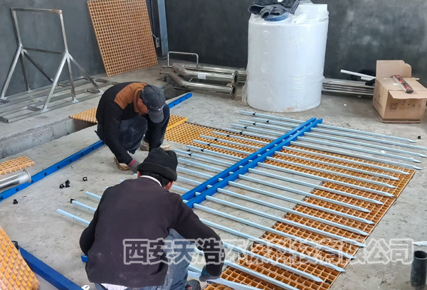 青海海東市村鎮(zhèn)自來(lái)水廠一體化凈水設(shè)備安裝